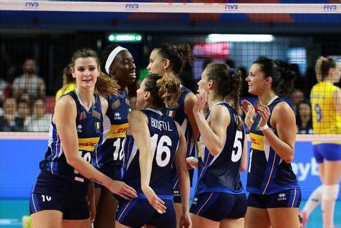 中国女排意大利对巴西决赛（直击中国女排vs意大利女排比赛结果）