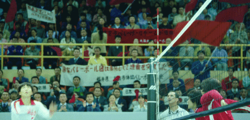 中国女排朱婷扣球视频（女排朱婷扣球图片）