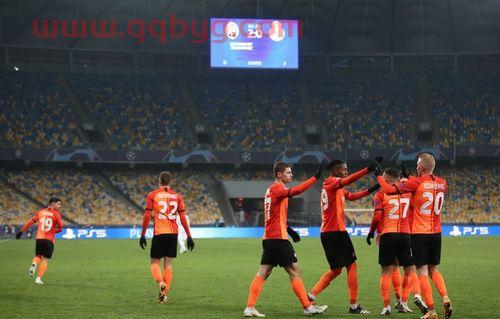 欧冠半决赛皇马阵型（欧冠半决赛皇马阵型视频）