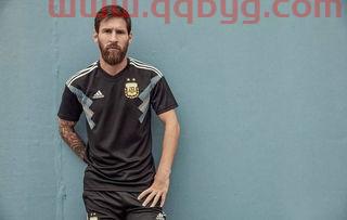 阿根廷客场足球队服(阿根廷客队球衣)