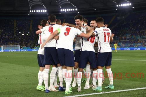 2021年欧洲杯英格兰对丹麦丹麦球迷的反应