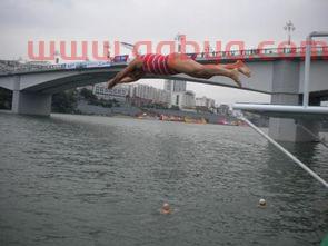 高空跳水